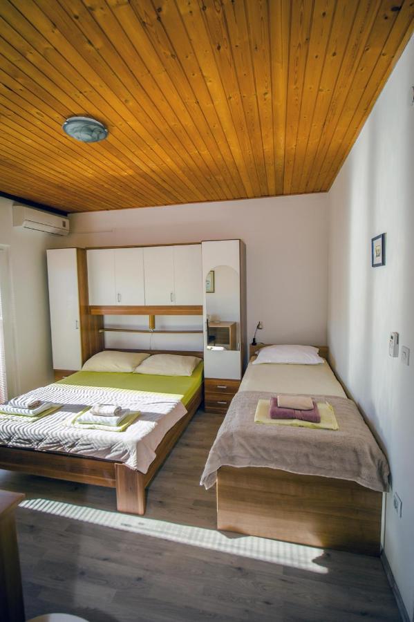 Villa Nedo Baška Voda Buitenkant foto